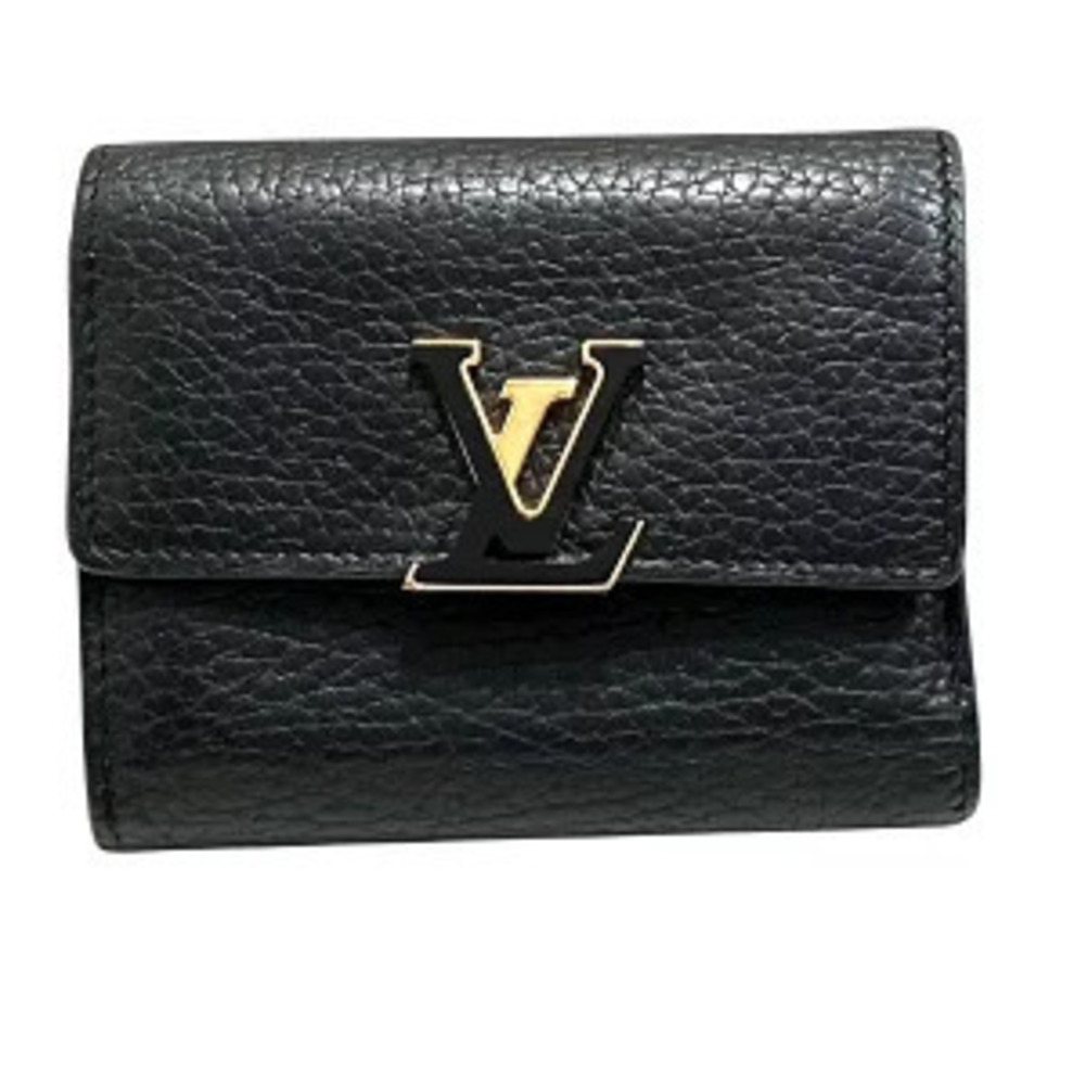 Louis Vuitton Portefeuille Capucines Tri fold Wallet Taurillon Leather